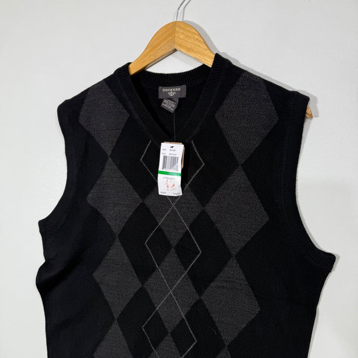 DOCKERS SLEEVES LESS ACRYLIC SWEATER BRAND NEW