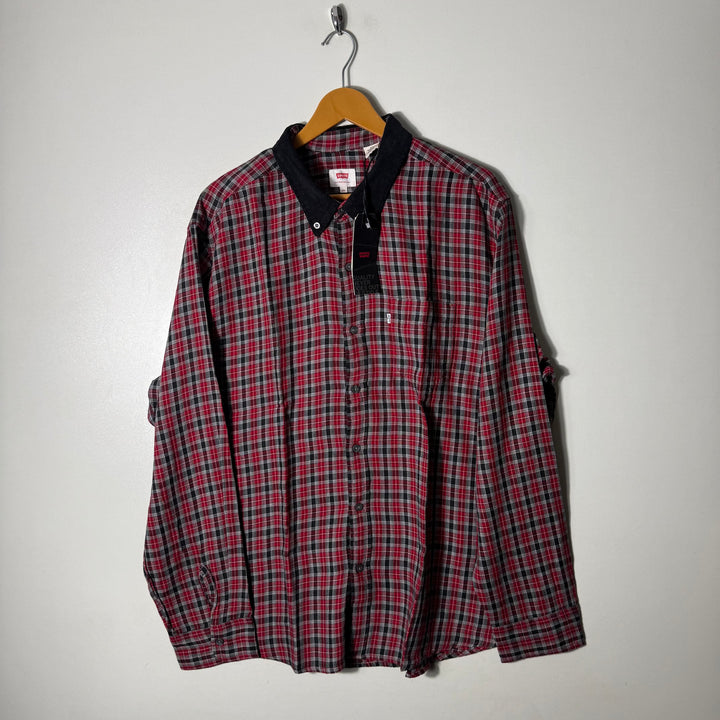 LEVIS FLANNEL BUTTON DOWN SHIRT BRAND NEW