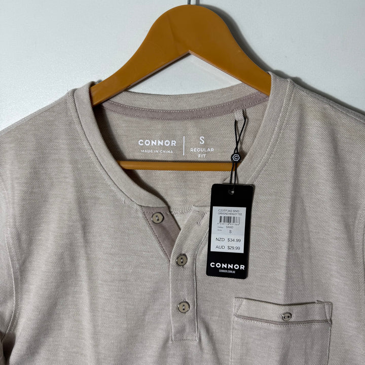 CONNOR V NECK COTTON TSHIRT BRAND NEW