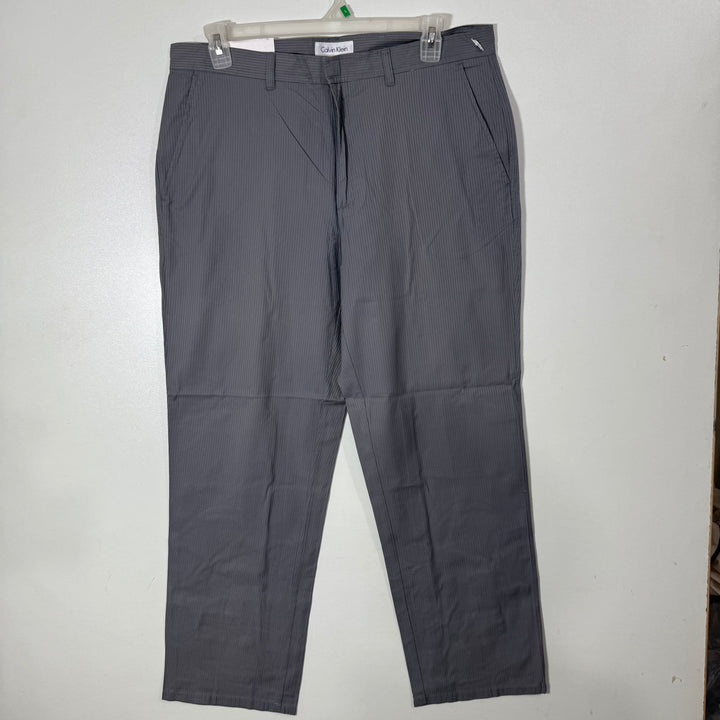 CALVIN KLEIN FLAT FRONT TAILORED FIT TAPERED LEG COTTON PANT BRAND NEW WITHOUT STRETCH GREY COLOUR