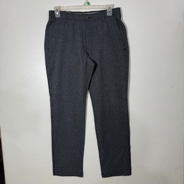 UNDER ARMOUR STRAIGHT FIT PERFORMANCE PANT BRAND NEW WITH STRETCH GREY COLOUR