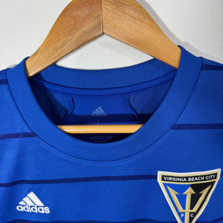ADIDAS AEROREADY SPORT TSHIRT