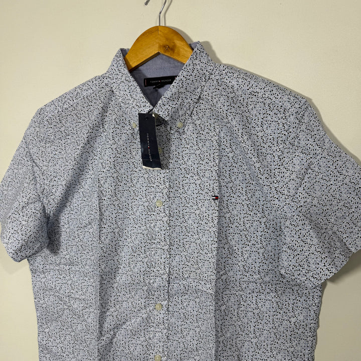 TOMMY HILFIGER BUTTON DOWN HALF SLEEVES COTTON SHIRT BRAND NEW