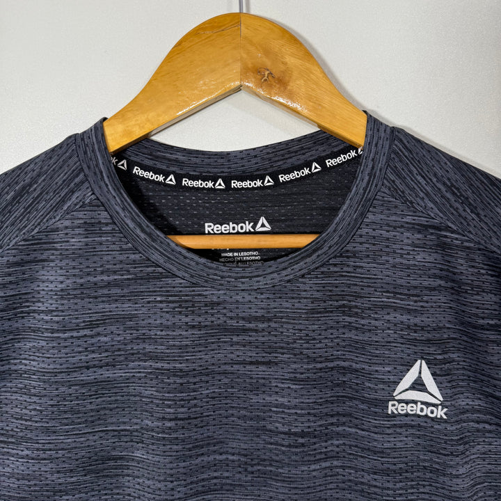 REEBOK SPORT TSHIRT BRAND NEW