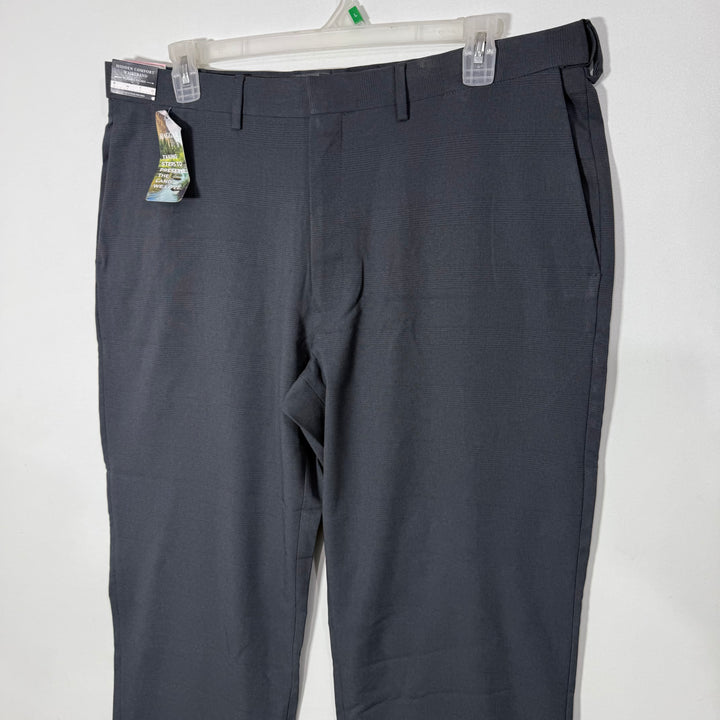 HAGGAR CLASSIC FIT PREMIUM COMFORT DRESS PANT BRAND NEW WITH STRETCH GREY COLOUR