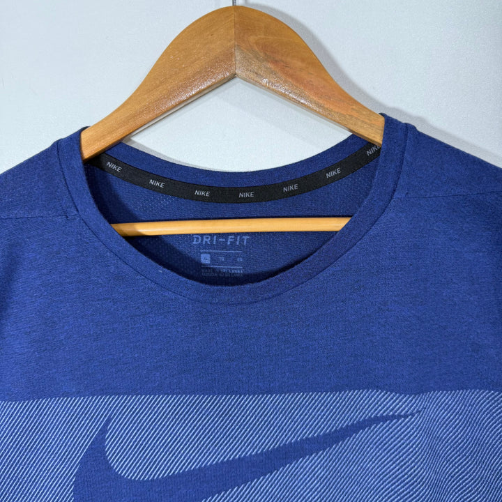 NIKE DRI FIT SPORT TSHIRT