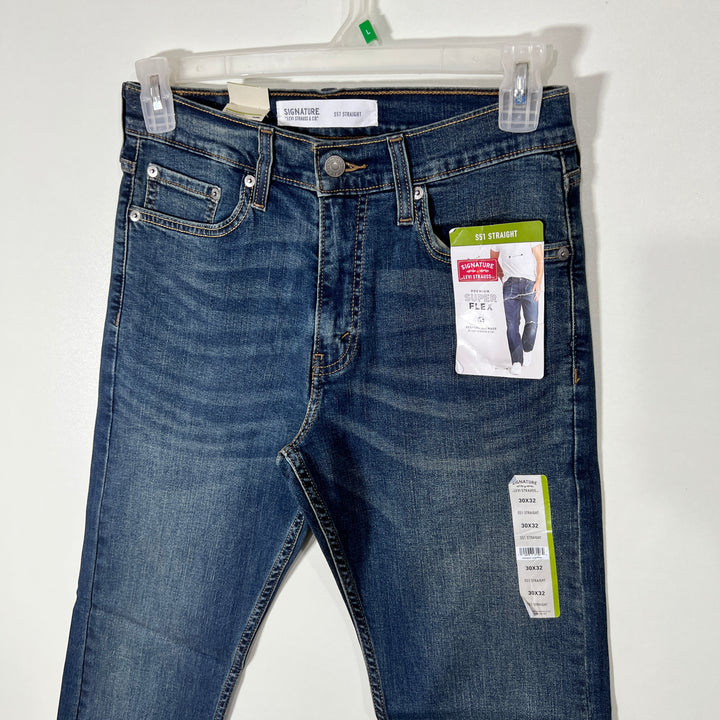 LEVIS STRAIGHT FIT DENIM PANT BRAND NEW WITH STRETCH