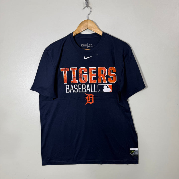 NIKE DRI FIT BASEBALL SPORT TSHIRT