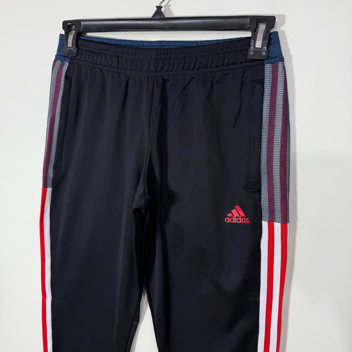 ADIDAS AEROREADY SPORT TROUSER WITH SIDE ZIP POCKETS BLACK COLOUR