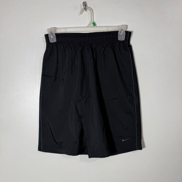 NIKE PARACHUTE SPORT SHORT BLACK COLOUR