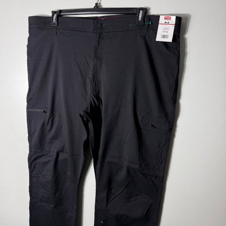 WRANGLER STRAIGHT FIT TRAVEL PANT BRAND NEW WITH STRETCH BLACK COLOUR