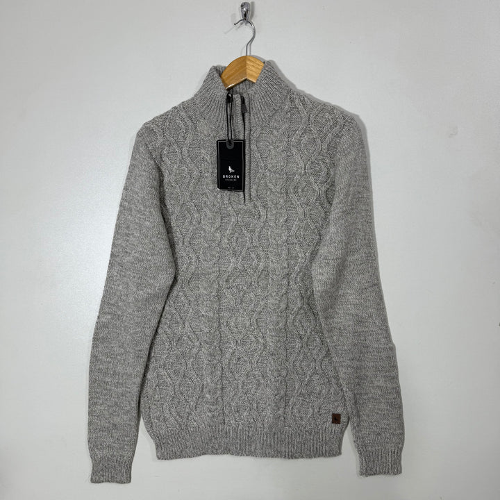 BROKEN ACRYLIC WOOL SWEATER BRAND NEW