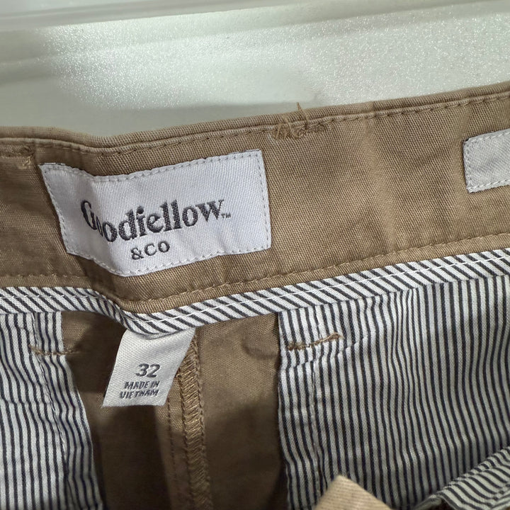 GOOD FELLOW &CO COTTON SHORT BRAND NEW
