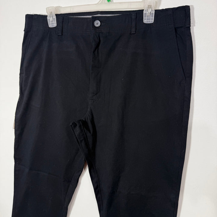 LEE EXTREME MOTION RELAXED TAPER STRETCH WAISTBAND COTTON CHINO PANT BRAND NEW WITH STRETCH BLACK COLOUR