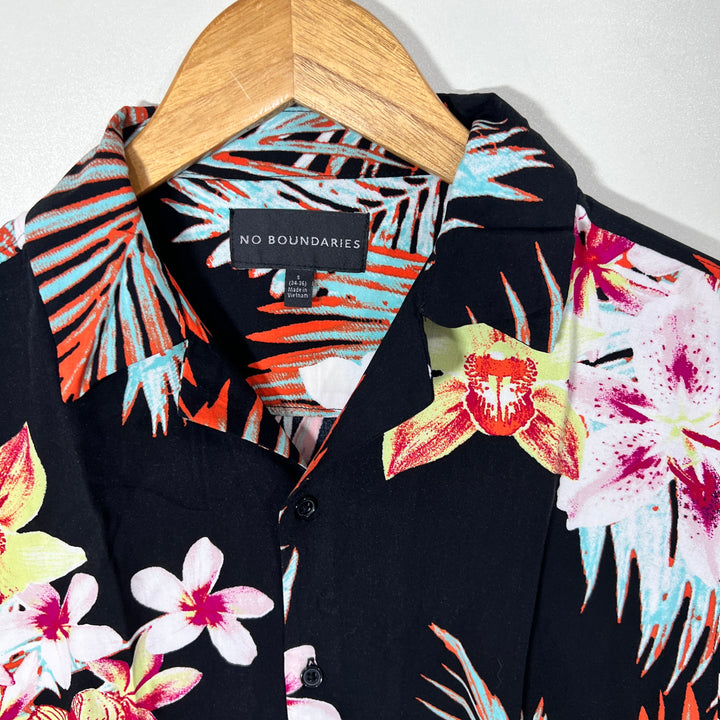 NO BOUNDARIES SAFARI COLLAR HALF SLEEVES HAWAI SHIRT BRAND NEW