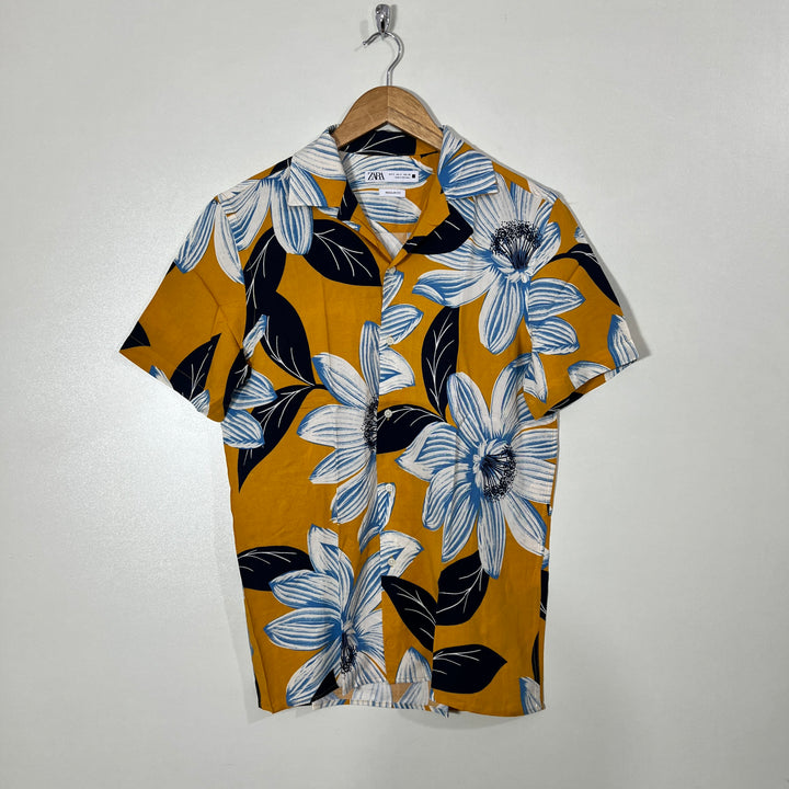 ZARA REGULAR FIT SAFARI COLLAR HALF SLEEVES HAWAI SHIRT