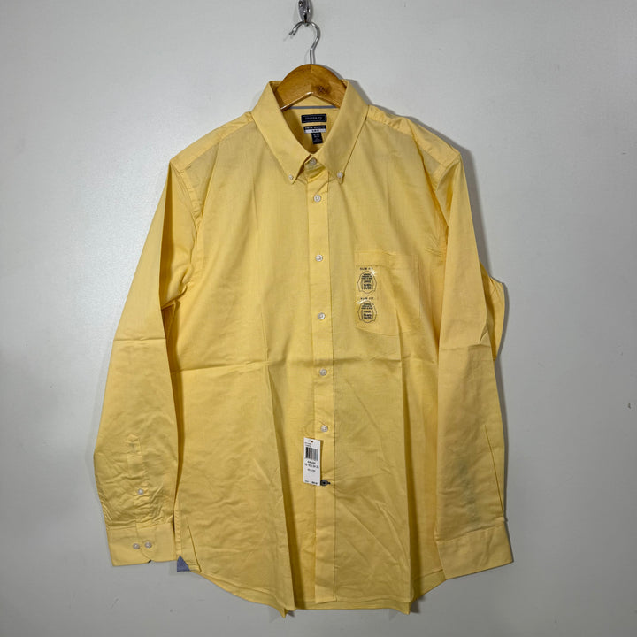 CROWN & IVY SLIM FIT WRINKLE FREE BUTTON DIWN CHECKERED COTTON SHIRT BRAND NEW