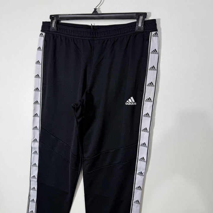 ADIDAS AEROREADY SPORT TROUSER BLACK COLOUR WITH SIDE ZIP POCKETS