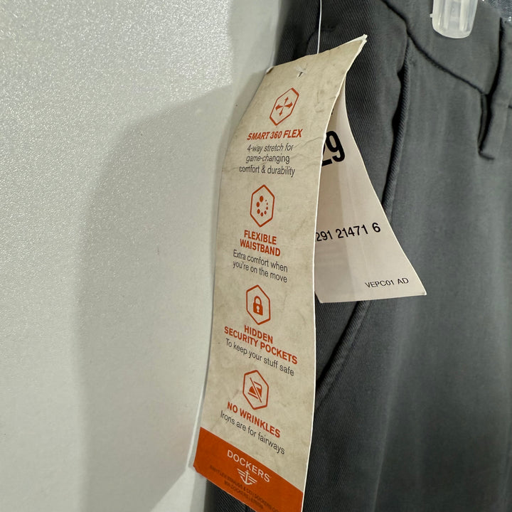 DOCKERS STRAIGHT FIT SMART 360 FLEX WORKDAY KHAKI COTTON CHINO PANT BRAND NEW WITH STRETCH GREY COLOUR