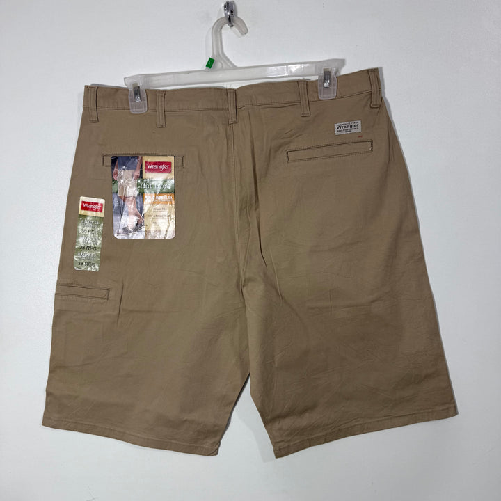WRANGLER FLAT FRONT COTTON SHORT BRAND NEW WITH STRETCH