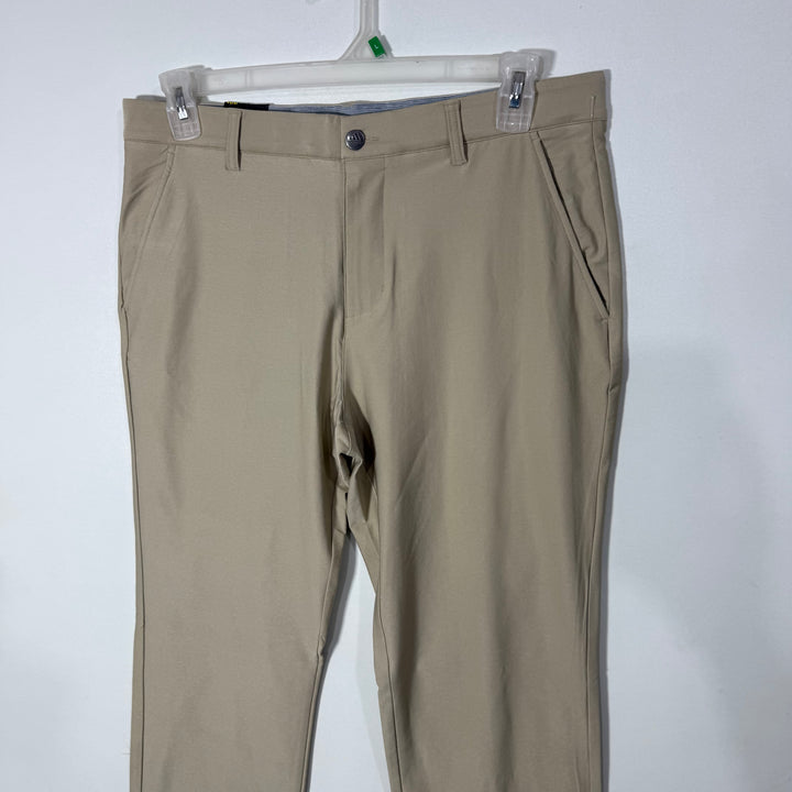 ADIDAS STRAIGHT FIT PERFORMANCE PANT BRAND NEW WITH STRETCH