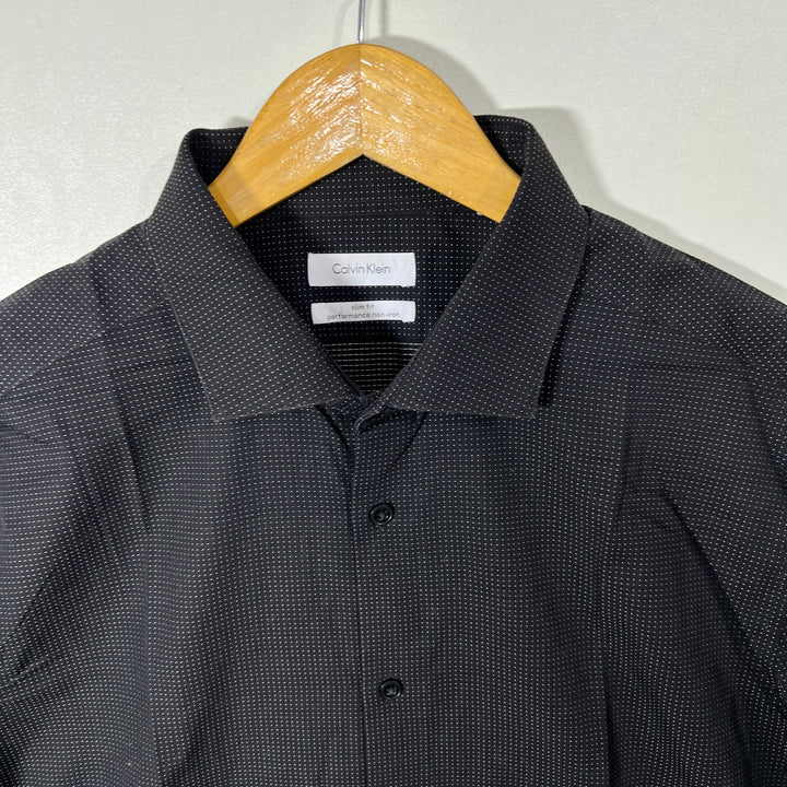 CALVIN KLEIN SLIM FIT PERFORMANCE NON IRON SHIRT