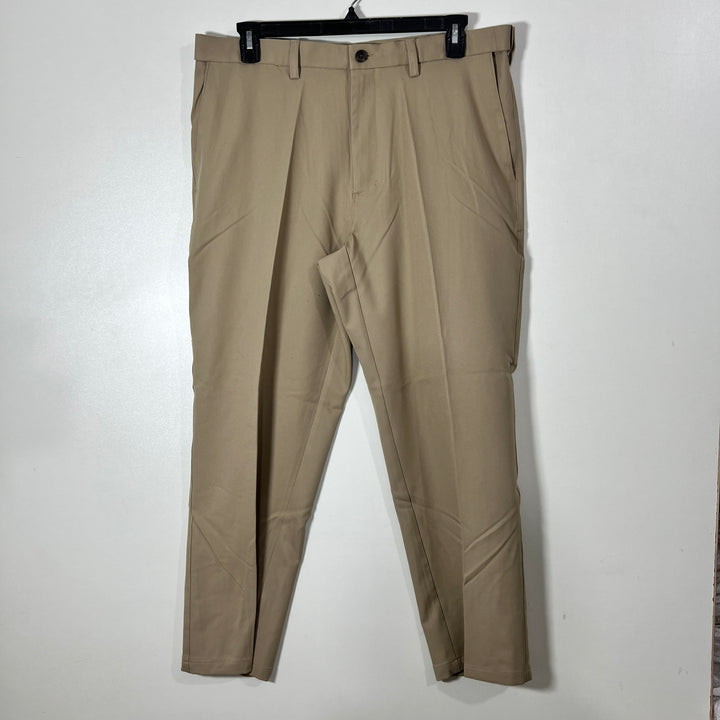 HAGGAR STRAIGHT FIT PERFORMANCE PANT WITH STRETCH