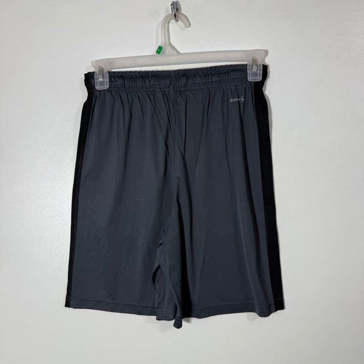 RUSSELL DRI POWER 360 SPORT SHORT GREEN COLOUR