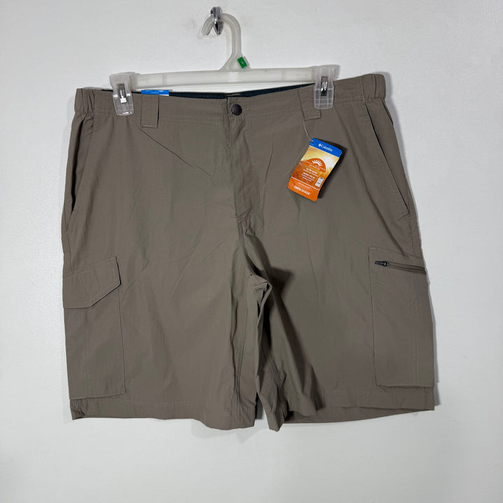 COLUMBIA CARGO SHORT BRAND NEW WITHOUT STRETCH