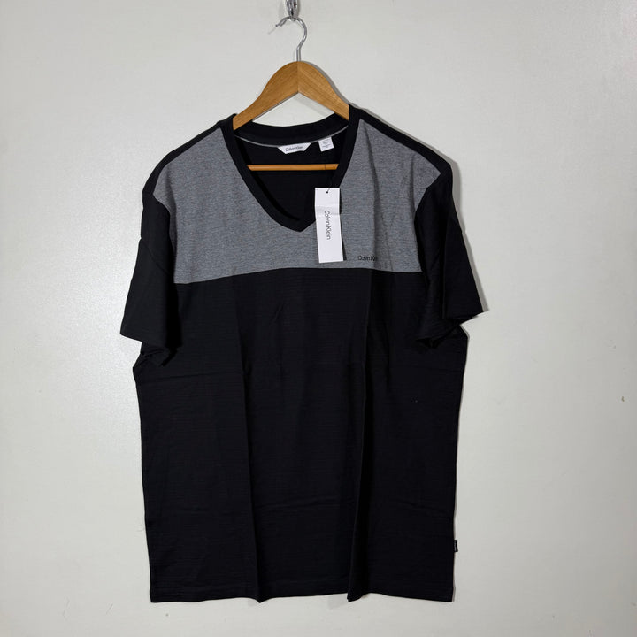 CALVIN KLEIN V NECK COTTON TSHIRT BRAND NEW