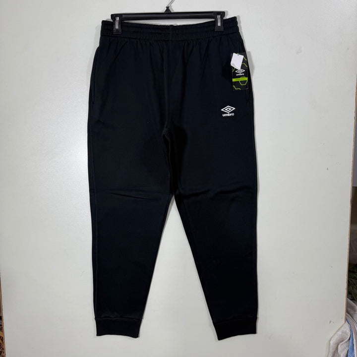 UMBRO SPORT TROUSER BRAND NEW INNER FLEECE BLACK COLOUR