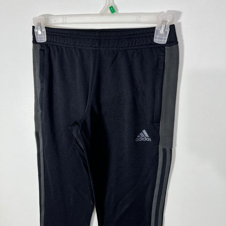 ADIDAS AEROREADY SPORT TROUSER WITH SIDE ZIP POCKETS BLACK COLOUR
