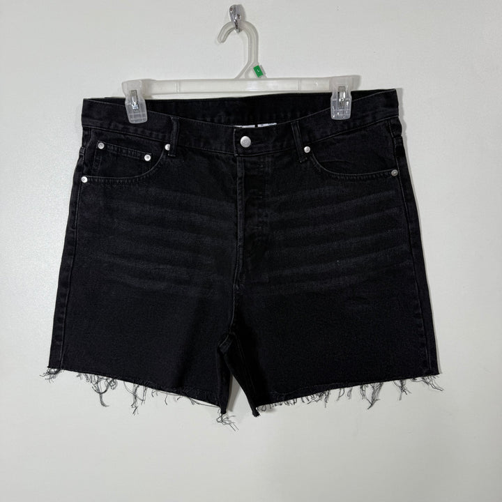 WEEKDAY DENIM SHORT BRAND NEW WITHOUT STRETCH