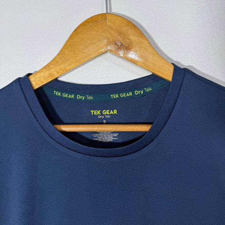 TEK GEAR SPORT TSHIRT BLUE COLOUR