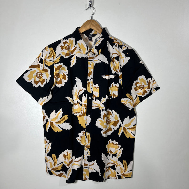 VOLCOM HALF SLEEVES SHIRT