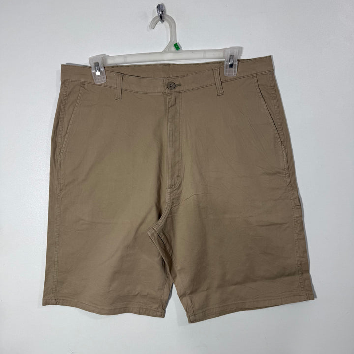 WRANGLER FLAT FRONT COTTON SHORT BRAND NEW WITH STRETCH