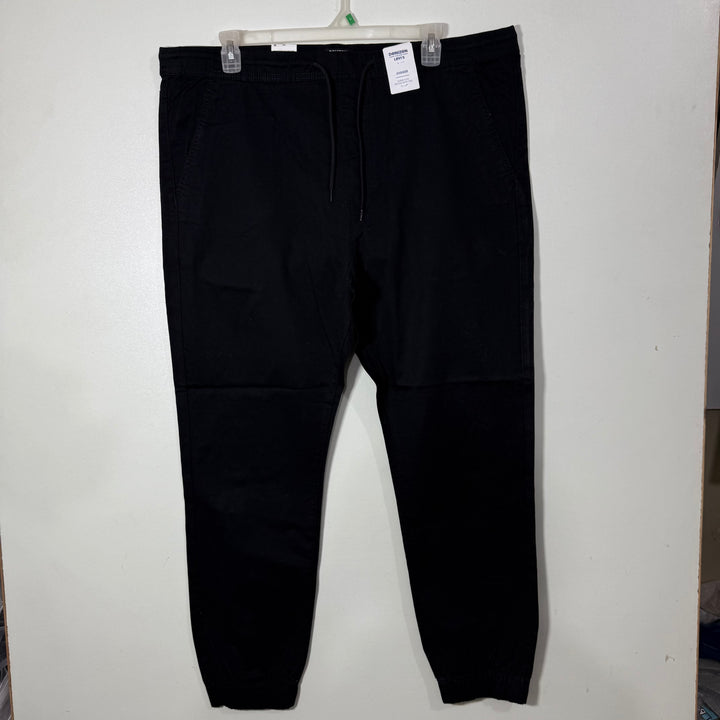 LEVIS COTTON JOGGER PANT BRAND NEW BLACK COLOUR WITH STRETCH