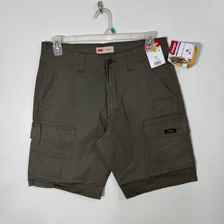 WRANLGLER CARGO COTTON SHORT BRAND NEW GREEN COLOUR