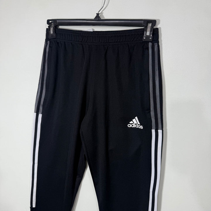 ADIDAS SPORT TROUSER WITH SIDE SIP POCKETS BLACK COLOUR