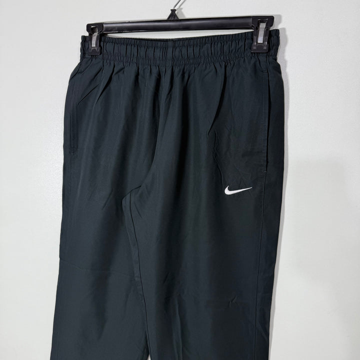 NIKE PARACHUTE LOISE FIT SPORT TROUSER