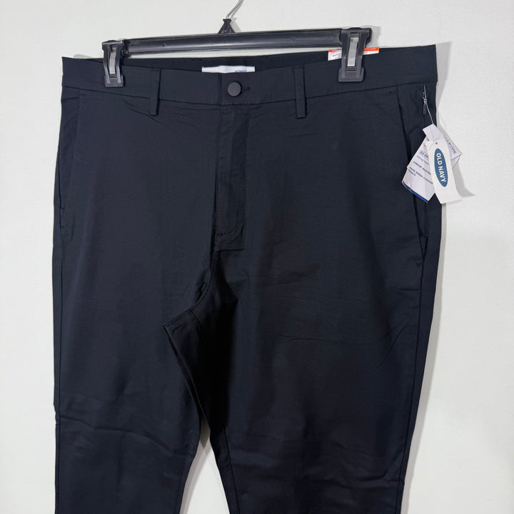 OLD NAVY ULTIMATE TECH SLIM FIT PERFORMANCE PANT BRAND NEW BLACK COLOUR WITH STRETCH
