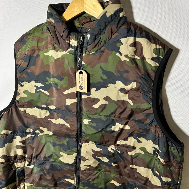 SWISS TECH CAMOUFLAGE SLEEVES LESS PUFFER JACKET