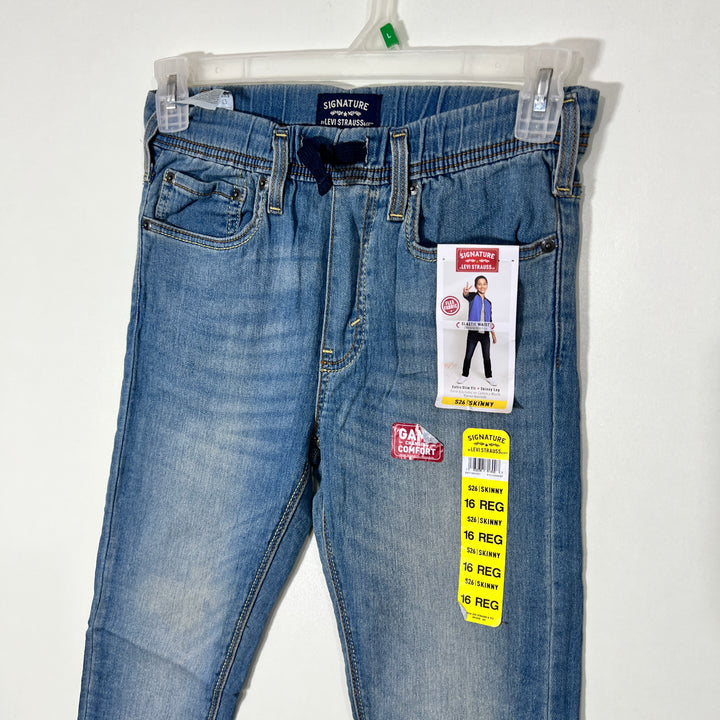 SIGNATURE SKINNY FIT DENIM PANT BRAND NEW WITH STRETCH