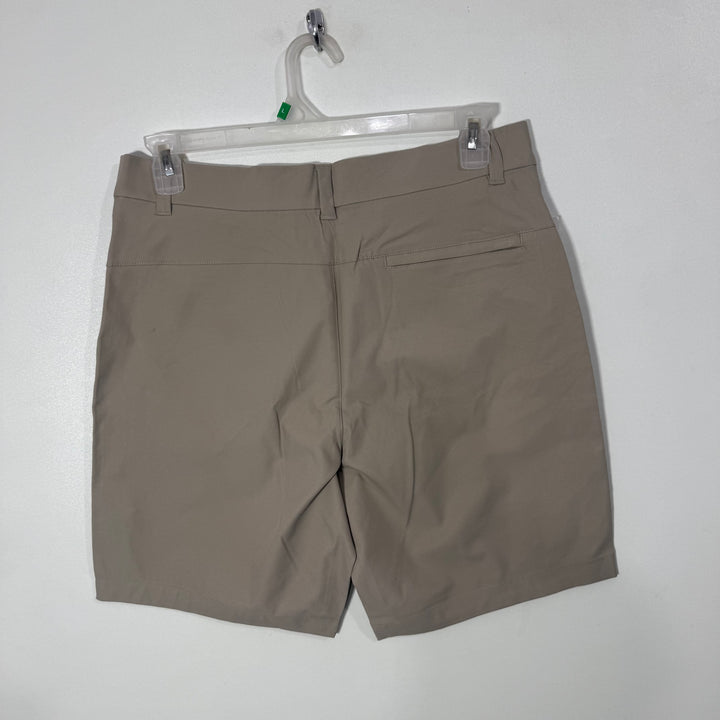 32 COOL PERFORMANCE SHORT BRAND NEW