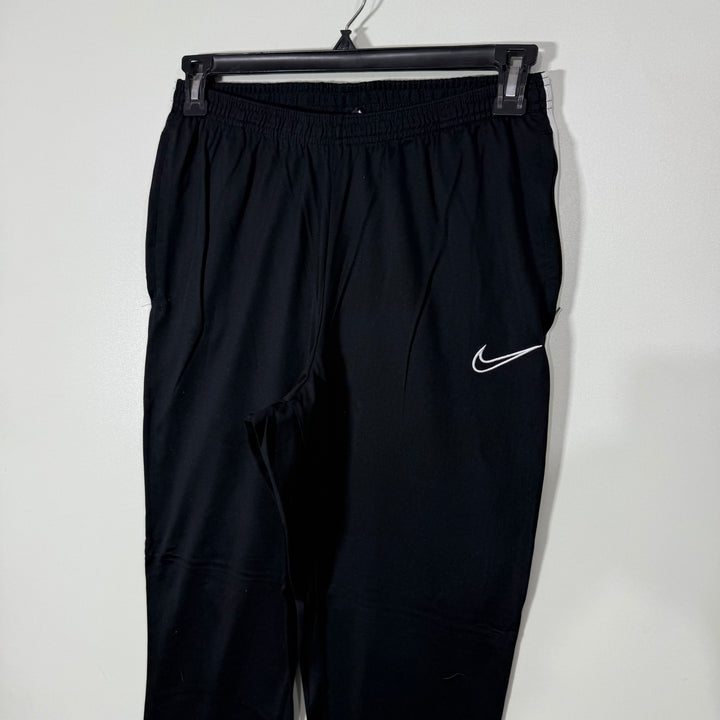 NIKE DRI FIT SPORT TROUSER BLACK COLOUR WITH SIDE ZIP POCKETS