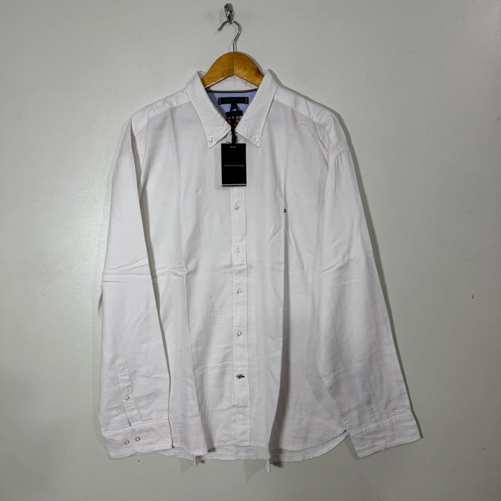 TOMMY HILFIGER REGULAR FIT BUTTON DOWN TEXTURED COTTON SHIRT BRAND NEW