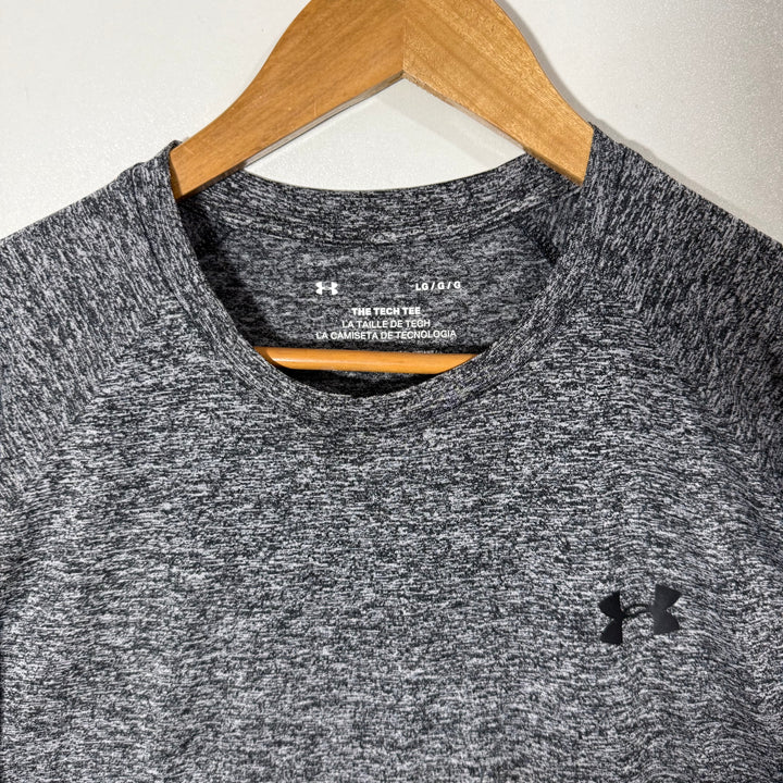 UNDER ARMOUR SPORT TSHIRT GREY COLOUR