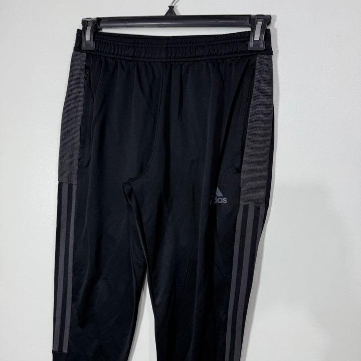 ADIDAS AEROREADY PRIMEGREEN SPORT TROUSER BLACK COLOUR WITH SIDE ZIP POCKETS