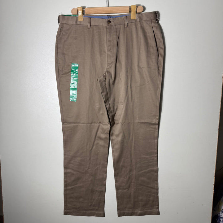 HAGGAR STRAIGHT FIT COTTON DRESS KHAKI PANT BRAND NEW