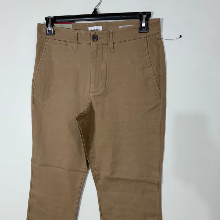 GOOD FELLOW &CO STRAIGHT FIT CITTON CHINK PANT BRAND NEW WITH STRETCH